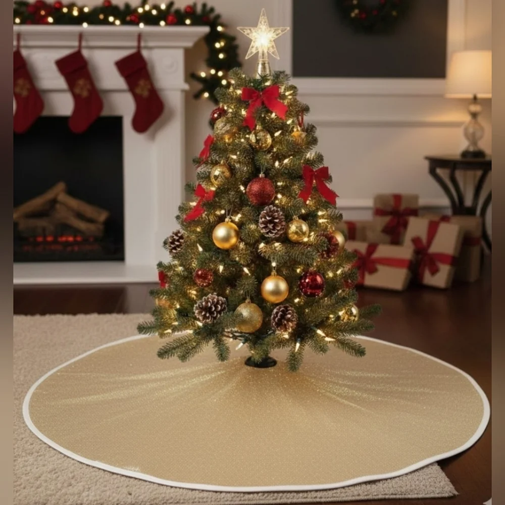 NEW! Target Elegant Reversible Gold Christmas Tree Skirt NWT